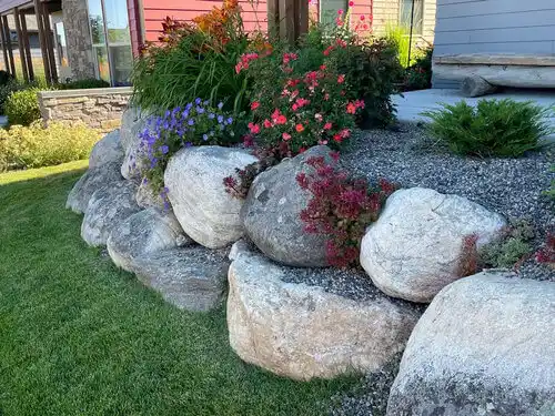 landscaping services Oakridge